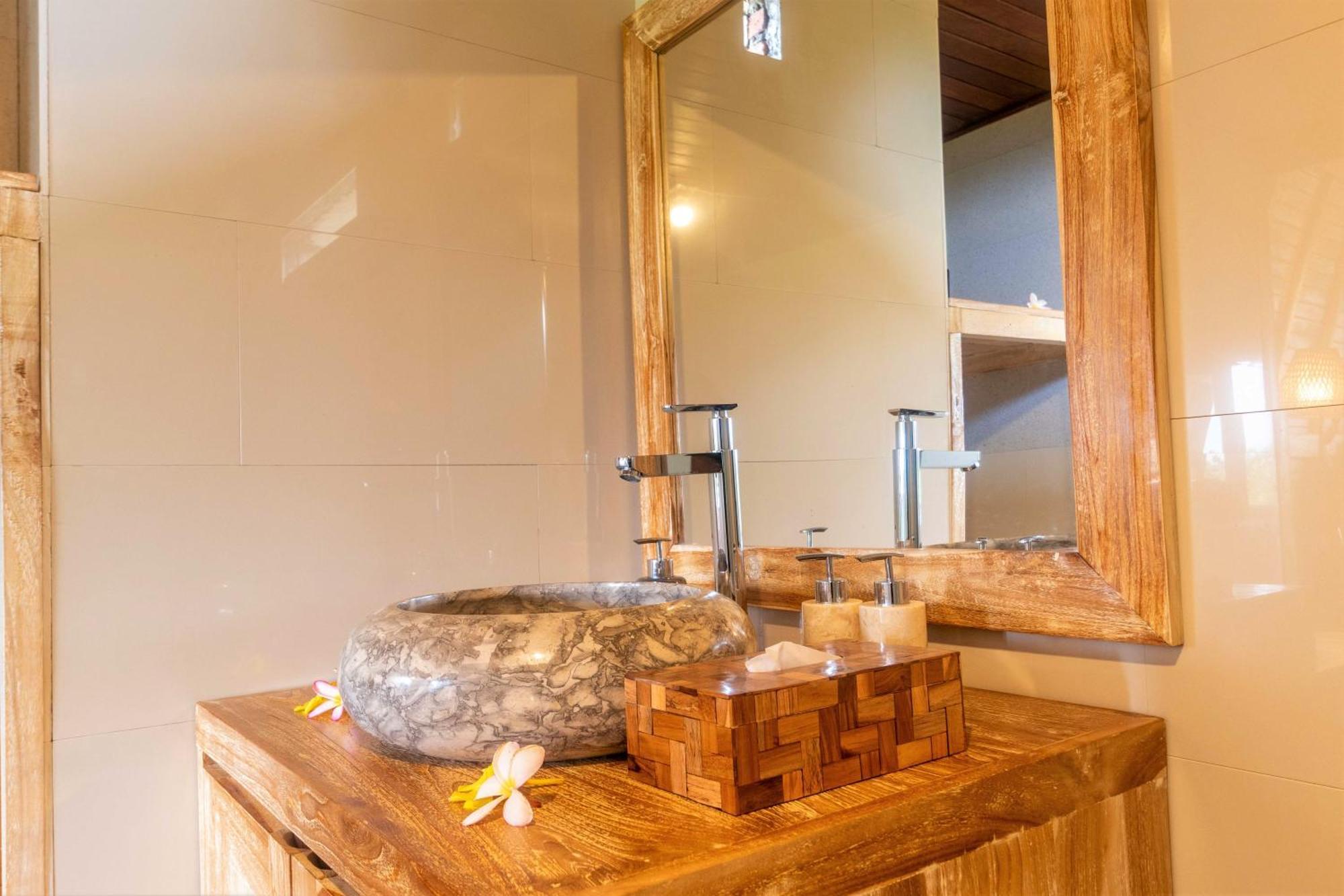 Alamgangga Villas Tirta Gangga Karangasem  Room photo